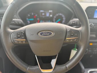 Ford Focus 1.5TDCI Trend-1.MAJITEL -ČR - 11