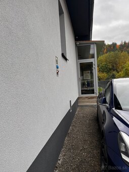 Zrekonštruovaný rodinný dom v Šarišských Sokolovciach - 11