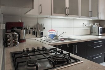 KRÁSNY SLNEČNÝ 3-izbový byt s balkónom, v obľúbenej lokalite - 11