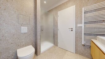 Štýlový 1-izbový byt 41 m2 + 5 m2 balkón - Nová Dukelská - 11