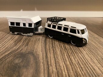 Predám modely Maisto 1/64 - 11