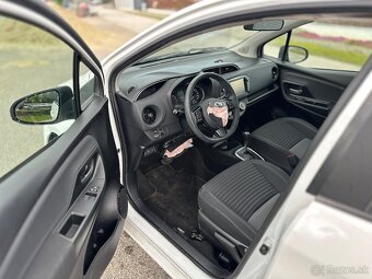 Toyota Yaris 1.5 VVT-iE Active Comfort Multidrive S - 11