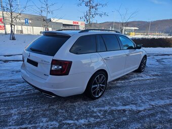 Škoda Octavia Combi 2.0 TDI RS - 11