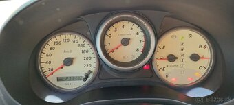 Predám Toyotu RAV 4 II 2.0 4WD, benzín, A/T 110KW(1 - 11