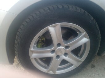 Volkswagen Passat Variant 2.0 TDI BlueMotion Technology - 11