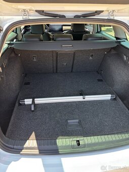 Škoda Octavia Combi 2.0 TDI SCR Style DSG - 11