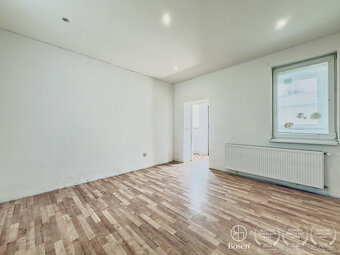 BOSEN | 2x Rodinný dom na pozemku 1462m2, Radzovce - 11