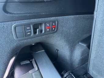 Audi Q7 3.0TDi 210kw S-line r.v 2022 7 miestna - Odpočet DPH - 11