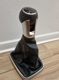 Kožená GTI radiaca paka - golfová loptička - 11