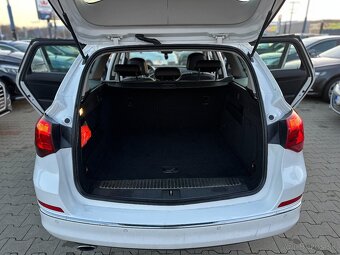 Opel Astra Sport Tourer ST 2.0 CDTI ECOTEC 165k Cosmo - 11