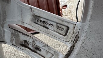 Original AUDI 5x112, r20 + pneu zimne snímače tlaku - 11