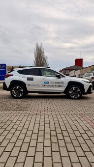 🚙 Subaru Crosstrek 2.0i e-boxer CVT Style X-TRA - 11