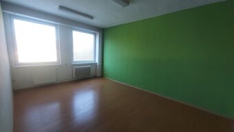 KANCELÁRIE v centre mesta Prešov - 11