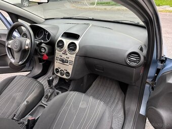 Opel Corsa D 1.2/59 kw r.v. 2009 - 11