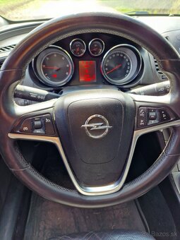Opel insignia - 11