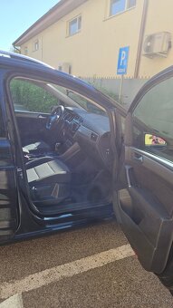 VW Touran 1,6TDI, Comfortline DSG 7st.automat, 7miest, ťažné - 11