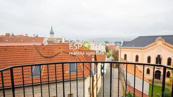 Exkluzívny 2i byt v centre mesta na prenájom - 11
