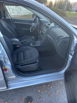 Škoda Octavia 2 facelift 1.6 TDI (77 kW), 2010, 189 tis. km - 11