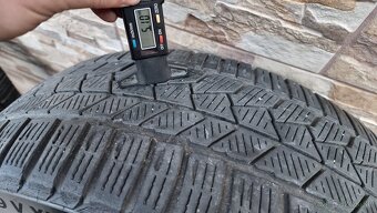 Predám Skoda Altair 5x112 r19 225/40/zimné Continental - 11