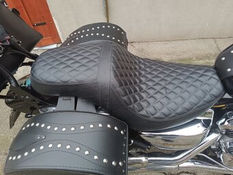 Honda VF 750 c magna - 11