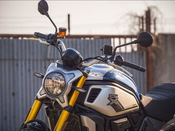 700CL-X HERITAGE - 11