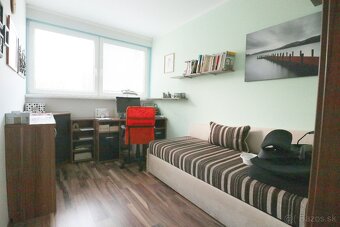 ÚTULNÝ a PRIESTRANNÝ 3 IZBOVÝ BYT s LOGGIOU v TOP LOKALITE - - 11
