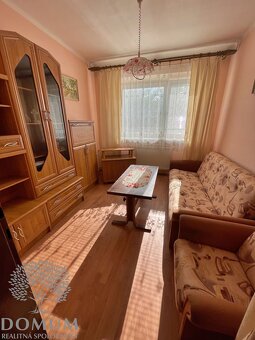 Veľký rodinný dom v centre obce Pobedim, pozemok 807m2 - 11