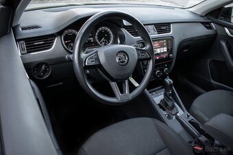 Škoda Octavia Combi 2.0 TDI Style DSG 4x4 - 11