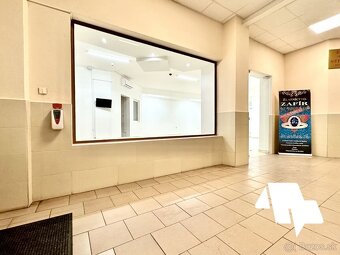 Podnájom, Obchodný priestor 76 m², Nitra-centrum - 11