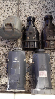 Elektroinštalačný materiál - 11