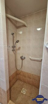 PREDAJ: Rodinný dom so záhradkou, garáž - BRESTOVEC,  okr. K - 11