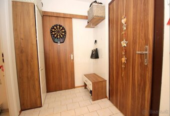 PREDAJ 3 izb BYT 74m2 s 2 balkónmi Bánovce n./B. - 11