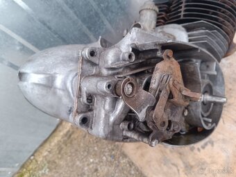 Motor Jawa 350 / 360 panelka - 11