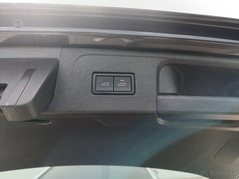 Volkswagen Passat Variant 1.5 TSI Business DSG r.v. 2022 - 11