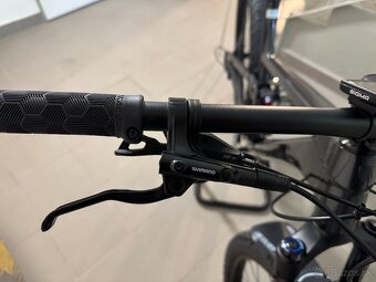 Predám horsky celoodpruzeny bicykel značka Trek top fuel 5 - 11