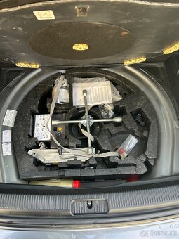 VW Golf 1.6 TDI VARIANT - 11