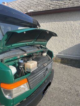 Predám Mercedes Vario - 11