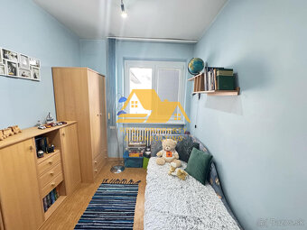 Exkluzívne Predám rodinný dom s garážou v tichej lokalite - 11