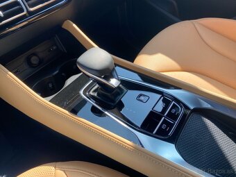 MG Nové HS 1,5 TGI 7AT Exclusive - 11