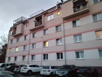 Prenajmem 1-izbový byt, Pluhová  ulica, blízko pri OC VIVO - 11
