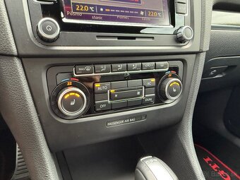 Volkswagen Golf VI GTI 2.0 TSI DSG - 11