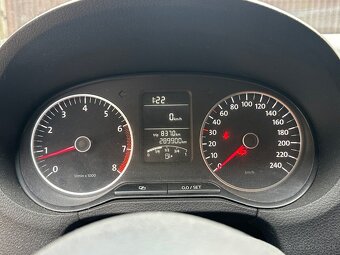 Predám VW POLO 1.4 2009 - 11