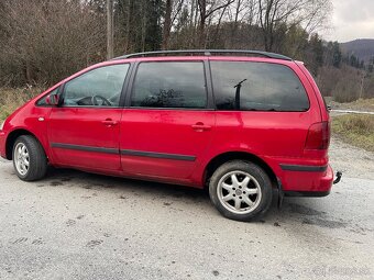 Volkswagen Sharan - 11