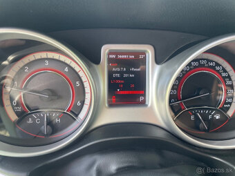 Fiat Freemont AWD 4x4 7miestne Automat AT 125KW Diesel - 11
