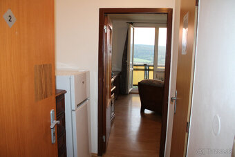 EXKLUZÍVNE-SPEKTRUM REALITY- Na Predaj garsónka 23 m2 s logg - 11