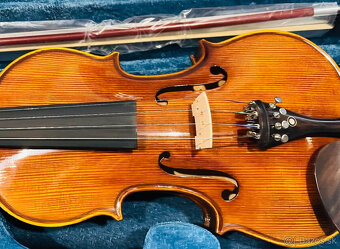 Predám husle, 4/4 husle: "Braun Diamond- T024 ,model Stradi - 11