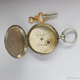 Starožitné STŘÍBRNÉ kapesní hodinky na klíček - klíčovky - 11