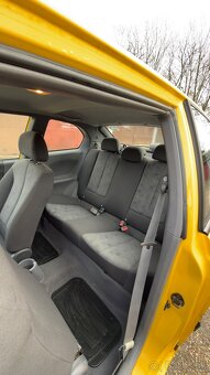 Hyundai Accent automat - 11