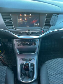 Astra 1.0 turbo Enjoy - 11