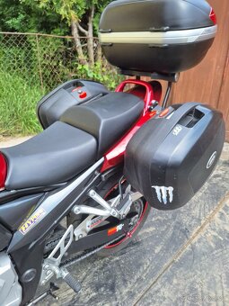 Suzuki Bandit gsf1250s - 11